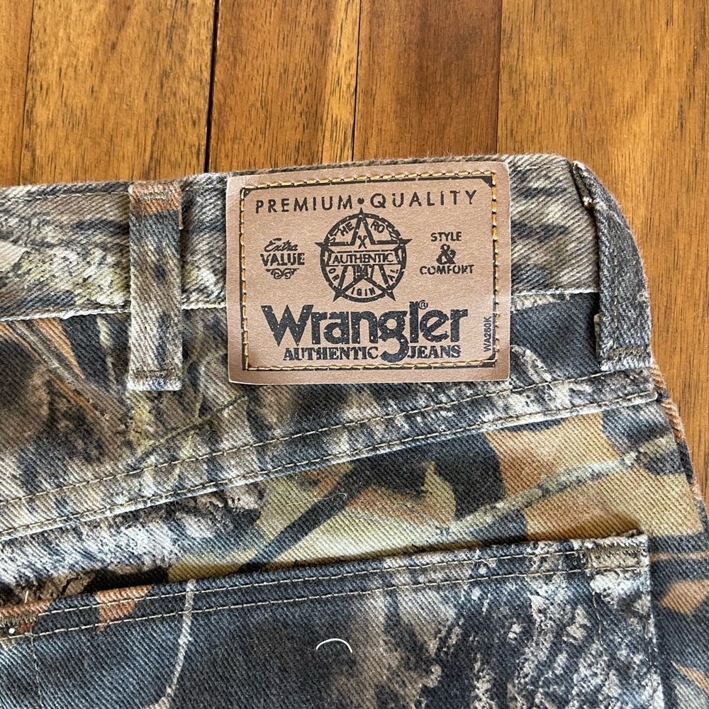 Wrangler Mossy Oak Authentic Camouflage Double Knee Jeans - Picture 3 of 5